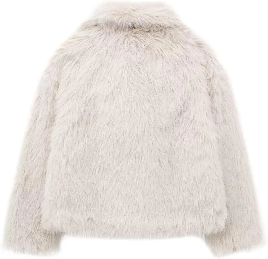 Gnveub Women's Faux Fur Jacket Oversized Lapel Fur Coat Winter Warm Fluffy Short Outerwear