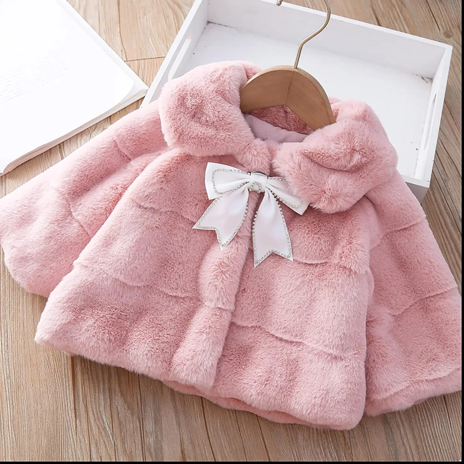 Yartina Newborn Infant Baby Girls Faux Fur Coat Winter Thick Jacket Cape Cloak Poncho 0-3 Years