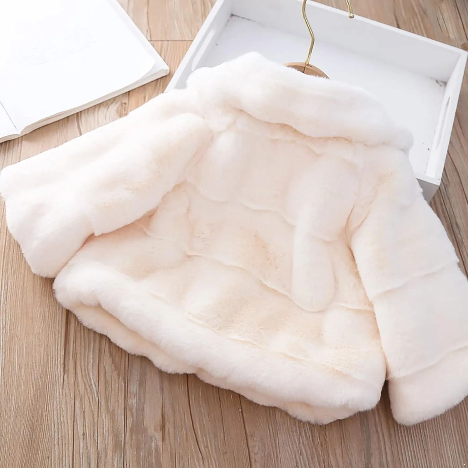 Yartina Newborn Infant Baby Girls Faux Fur Coat Winter Thick Jacket Cape Cloak Poncho 0-3 Years